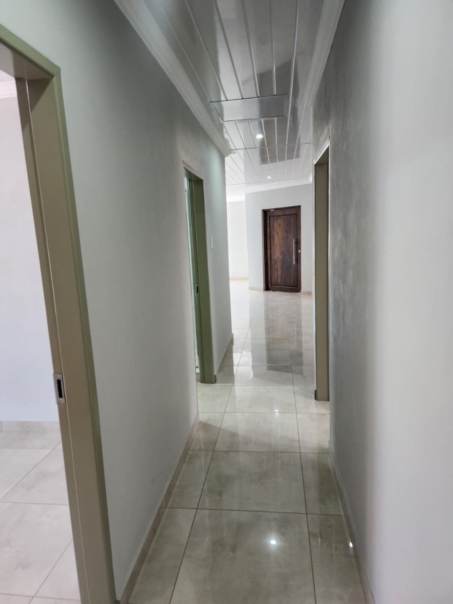 3 Bedroom Property for Sale in Flamwood North West